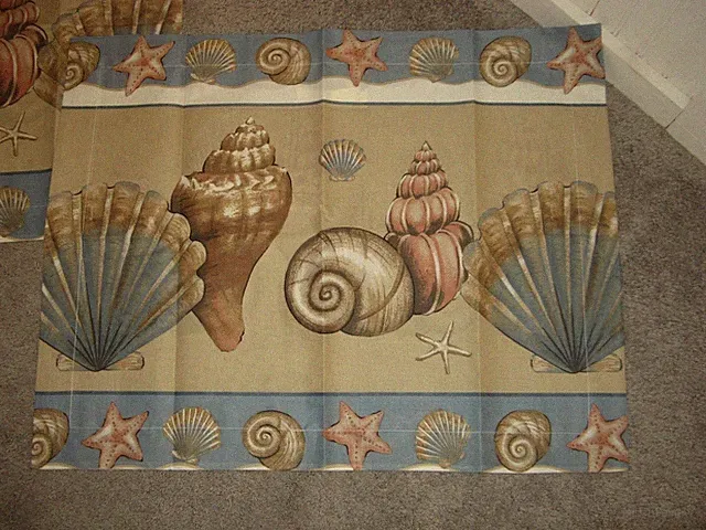 EUC! SEASHELL Full Size Bed Skirt, 100% Cotton, 14" Drop & 2 Matching Shams