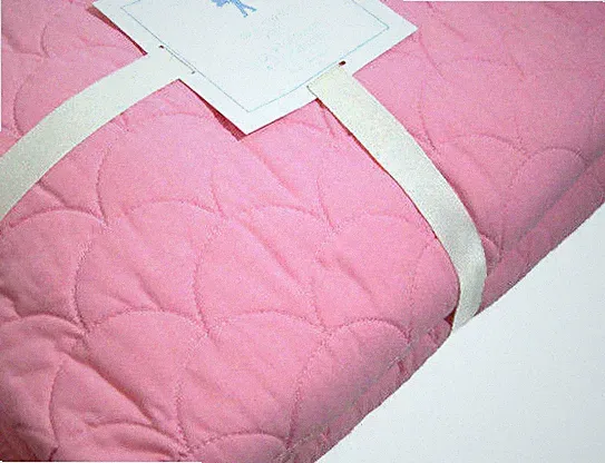 Pottery Barn Kids Coral Blush Sea Shell Stitched Cotton Twin Quilt New