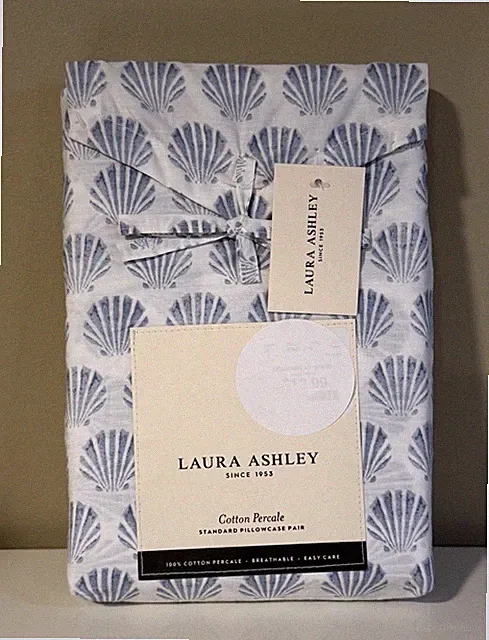 Set of 2 Laura Ashley Scallop Seashell STANDARD Pillowcases White & Blue